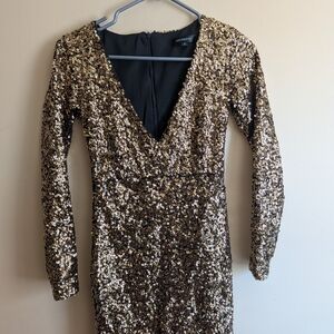 HAODUOYI Black and Gold Sequin Long Sleeve Dress